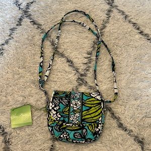 Vera Bradley Shoot from The Hip Purse “Island Blooms”